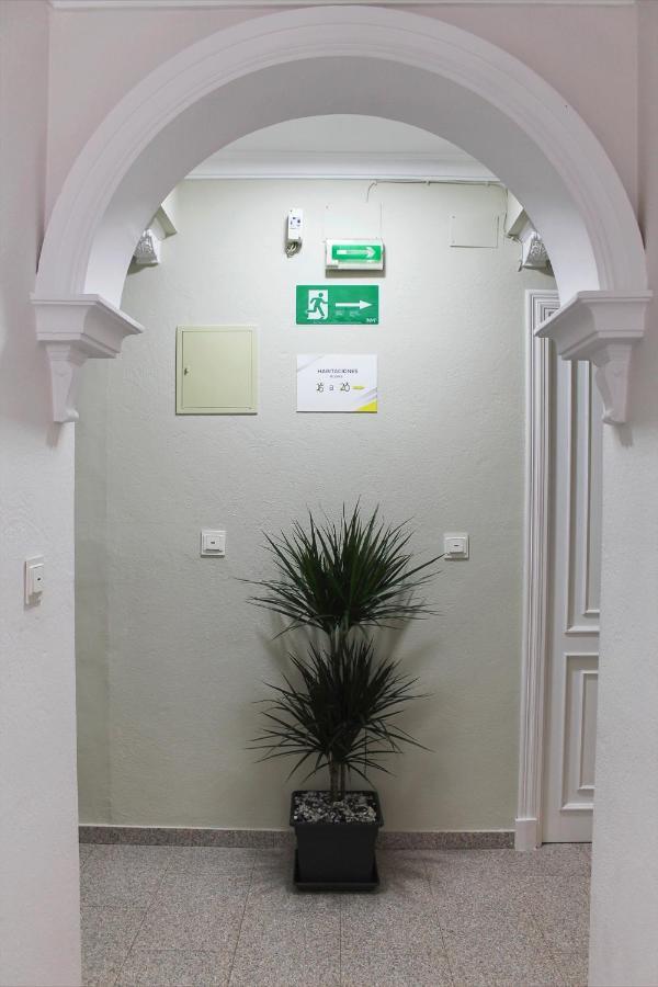 VÍA SEVILLA - CÁDIZ Alojamiento&Restaurante El Cuervo  Exterior foto