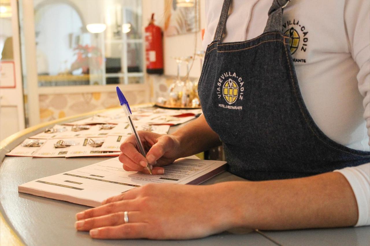 VÍA SEVILLA - CÁDIZ Alojamiento&Restaurante El Cuervo  Exterior foto